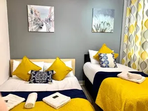 Image of London Excel 2 Bedrooms, Reception, Spacious Apartment