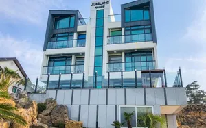 Image of Jeju Jayle Blanc
