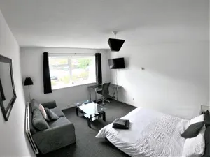 Image of Town Centre Studio Flat!
