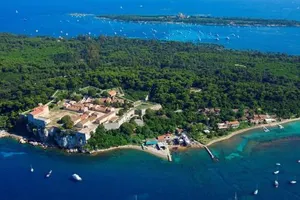 Image of Cannes beach and Festival Palais