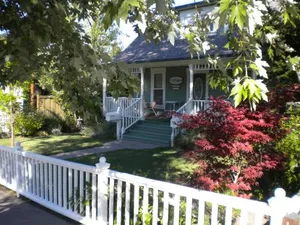 Image of Second Street Cottages