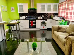 Image of London Luxury 2Bedrooms, Reception, Garden, Apartment