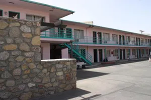 Image of Day's End Motel