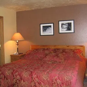 Image of Cedars 53 3 Bedroom Condo by RedAwning