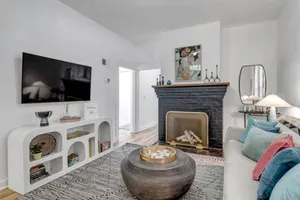 Image of Fourth House - Eclectic and fun 1BR in SPR