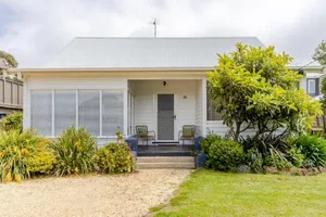 Image of Torquay Retreats Aus- TwentyTwo Pride
