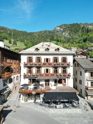 Image of Hotel la Pointe Percee