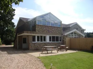 Image of Uwch-y-llyn
