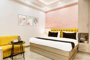 Image of Super Townhouse Eden Garden Zirakpur