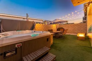 Image of Modern San Pedro Home, Sleeps 12, Hot Tub, Fire Place, Private Parking