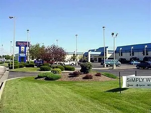 Image of Lees Inn and Suites Muncie