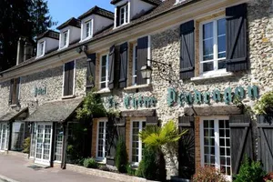 Image of Le Chene Pendragon