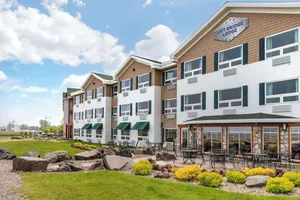 Image of Comfort Suites Canal Park