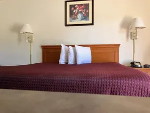 Image of Kewanee Motor Lodge