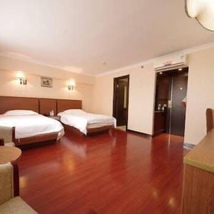 Image of Waiting Hotel (Shanghai Xujiahui Branch)