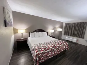 Image of Red Roof Inn Childress