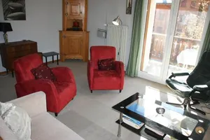 Image of Eperon 8