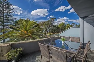 Image of C-Scape Penthouse - Cowes beach front