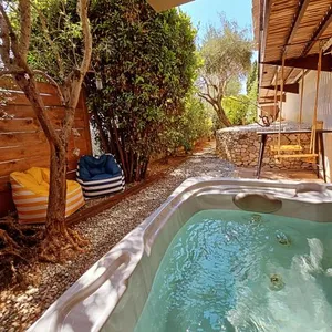 Image of Chambre d'hôte Cigale jacuzzi et jardin privé