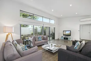 Image of Living The Beach Dream - Pets, WiFi, 4 bdrm, 450m Shops