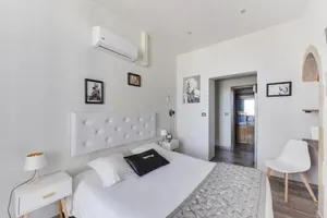 Image of Le Marina B