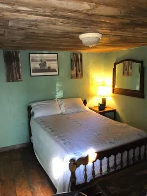 Image of Seafarer Inn and Cottages