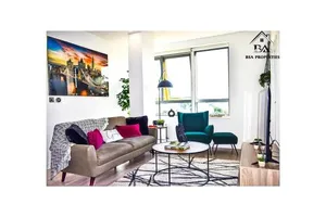 Image of City Centre Apartment Close to Ascot & Legoland Sleep Upto 4 Guests - Parking on Request!