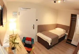 Image of Hotel-Restaurant Entrada