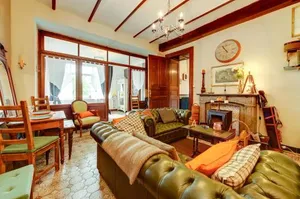 Image of Chesterfield appartement -view on garden
