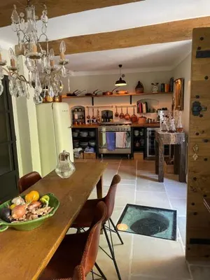 Image of L'aile Du Chateau