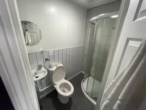 Image of ROSEBANK HOUSE, PRIVATE ENSUITE ROOMS NEAR BEACH AND MARINE PARK