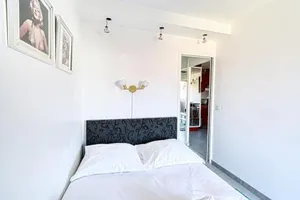 Image of L'ILOT avec balcon, mignon et charmant, un havre de paix au cœur du centre-ville
