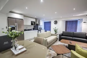 Image of Luxury 4 bedroom ground floor apartment