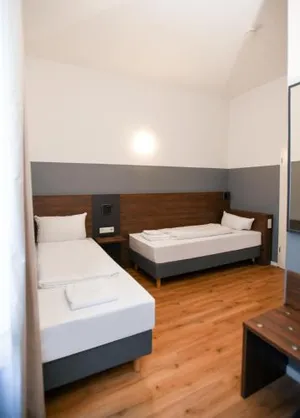 Image of Apadana Hotel