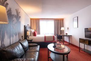 Image of Quality Suites Bordeaux Aroport & Spa