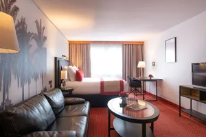 Image of Quality Suites Bordeaux Aroport & Spa