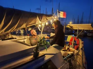 Image of Alta Mar Nuit Insolite Sur L'eau