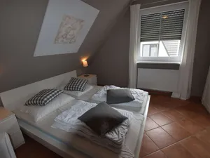 Image of Large, comfortable apartment by the sea