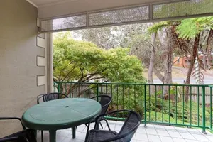 Image of Carindale, 2 19-23 Dowling Street - First floor unit with air con, complex pool and tennis court