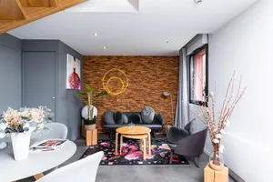 Image of En Marge