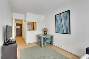 Image of ID 326 Batignolles/ rue Saussure - Paris XVII°