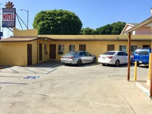 Image of JOLLY MOTEL