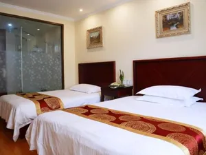 Image of GreenTree Inn YangZhou Weiyang Road Siji Garden Express Hotel