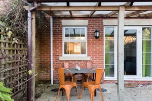 Image of Spacious 4 bed home in Oxford with lovely garden