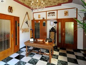 Image of L'Hote Antique