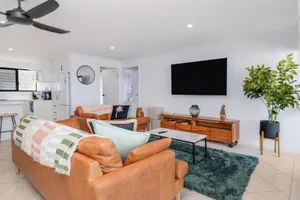 Image of Luna Blu & The Beach Loft Yeppoon- Private Apartments