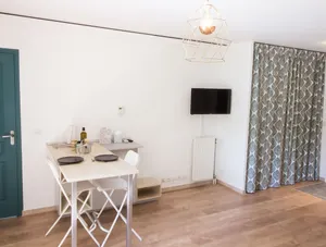 Image of T1 Moderne Calme Studieux et Sportif