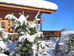 Image of Comfortable Holiday Home With Fireplace