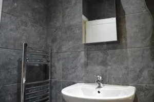 Image of Spacious Shude Hill Apartment With Balcony
