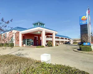 Image of Comfort Inn Brookhaven